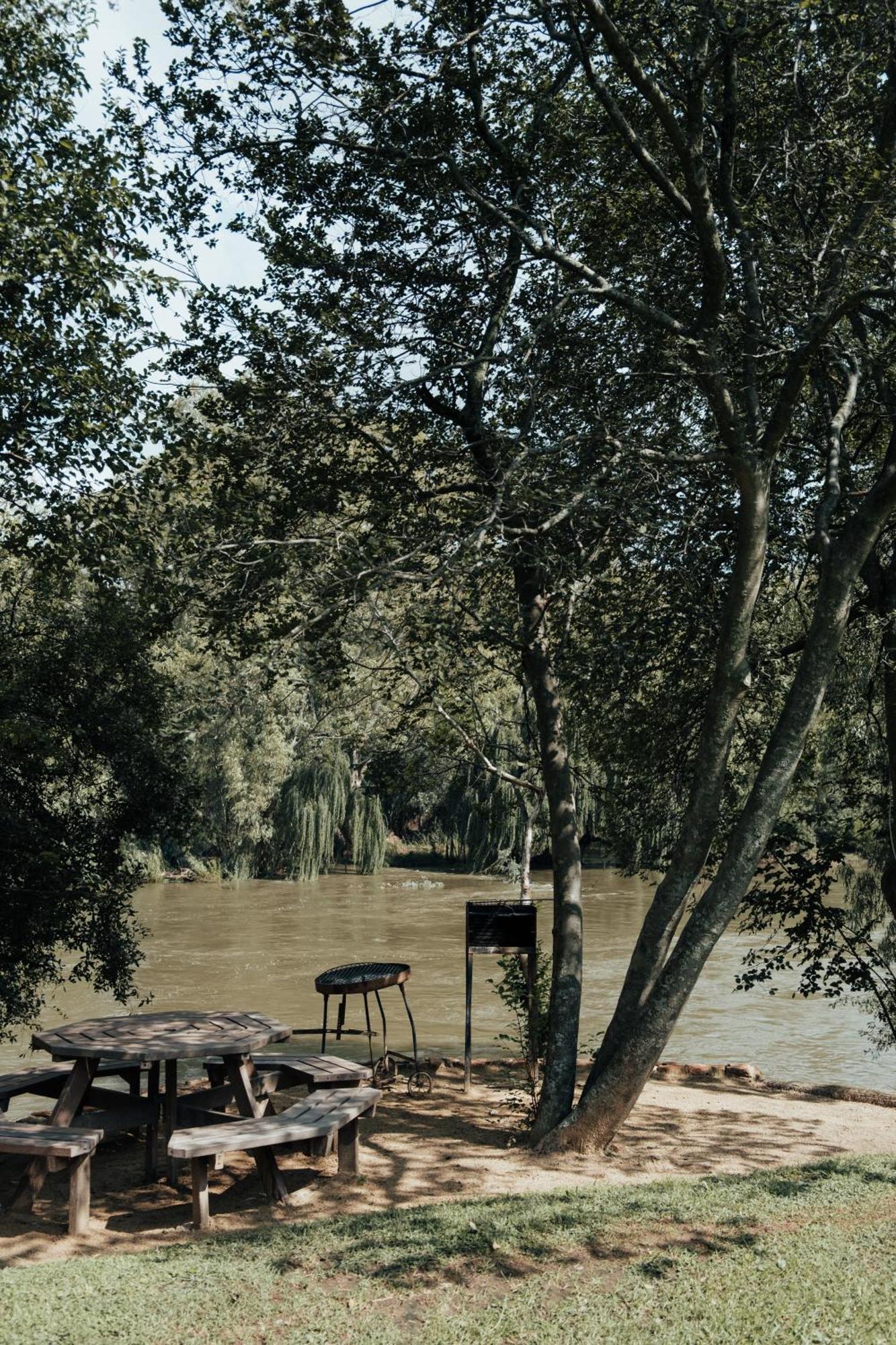 Breathe River Retreat Parys Eksteriør bilde